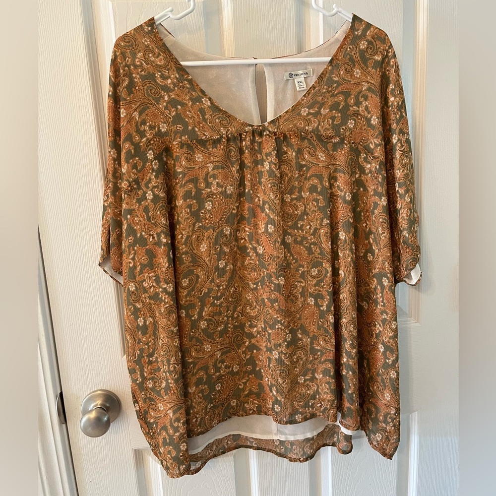 Versiona Women’s XXL Cap/Short Sleeve Multi-Colored Floral Top